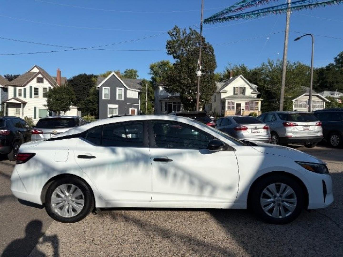2024 Fresh Powder Nissan Sentra S Xtronic CVT (3N1AB8BV1RY) with an 2L I-4 direct injection engine, located at 745 S Robert St, St. Paul, MN, 55107, (651) 222-2991, 44.923389, -93.081215- Photo#7