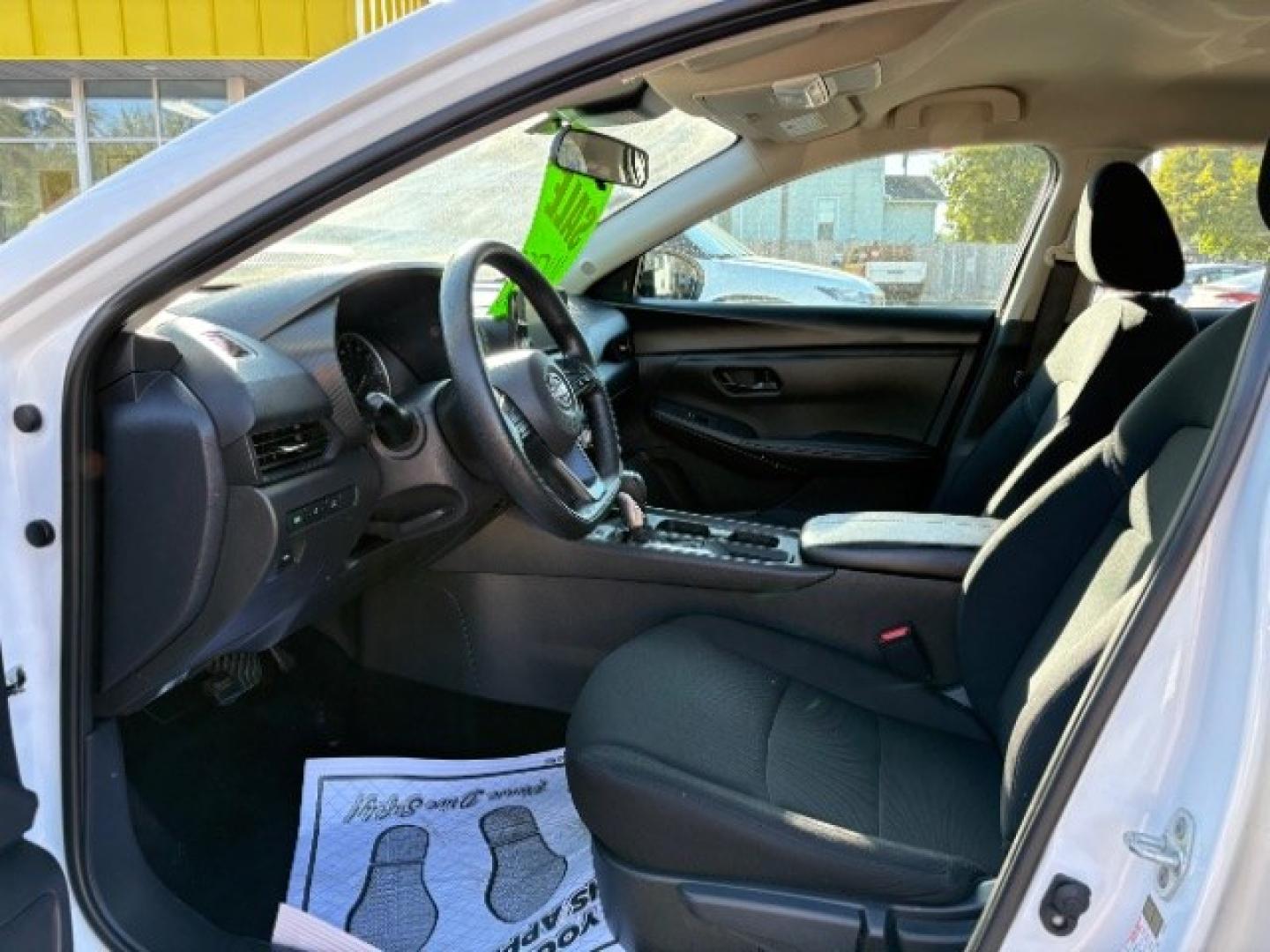 2024 Fresh Powder Nissan Sentra S Xtronic CVT (3N1AB8BV1RY) with an 2L I-4 direct injection engine, located at 745 S Robert St, St. Paul, MN, 55107, (651) 222-2991, 44.923389, -93.081215- Photo#8