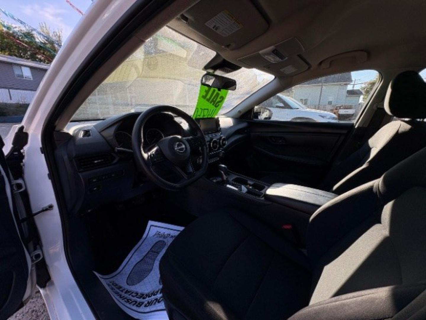 2024 Fresh Powder Nissan Sentra S Xtronic CVT (3N1AB8BV1RY) with an 2L I-4 direct injection engine, located at 745 S Robert St, St. Paul, MN, 55107, (651) 222-2991, 44.923389, -93.081215- Photo#9
