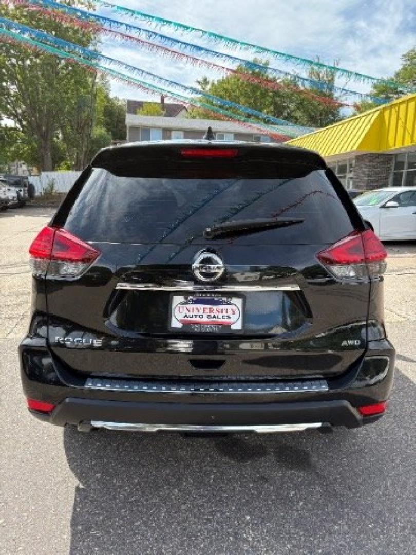 2017 Magnetic Black Nissan Rogue S (JN8AT2MV8HW) with an 2.5L I-4 DOHC engine, located at 745 S Robert St, St. Paul, MN, 55107, (651) 222-2991, 44.923389, -93.081215- Photo#5